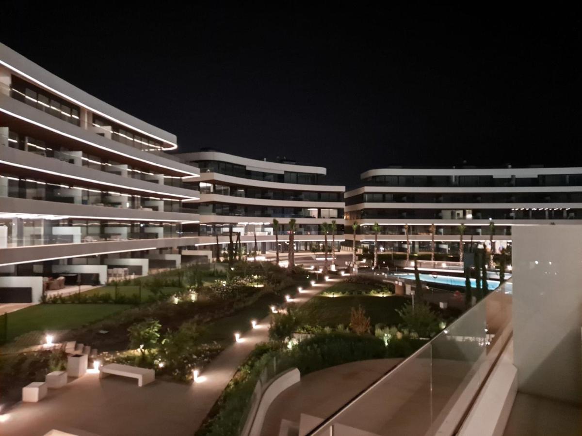 Luxury Complex Beachfront Apartment, Infinity Pool, Sauna, Gym And Large Terrace Torremolinos Ngoại thất bức ảnh