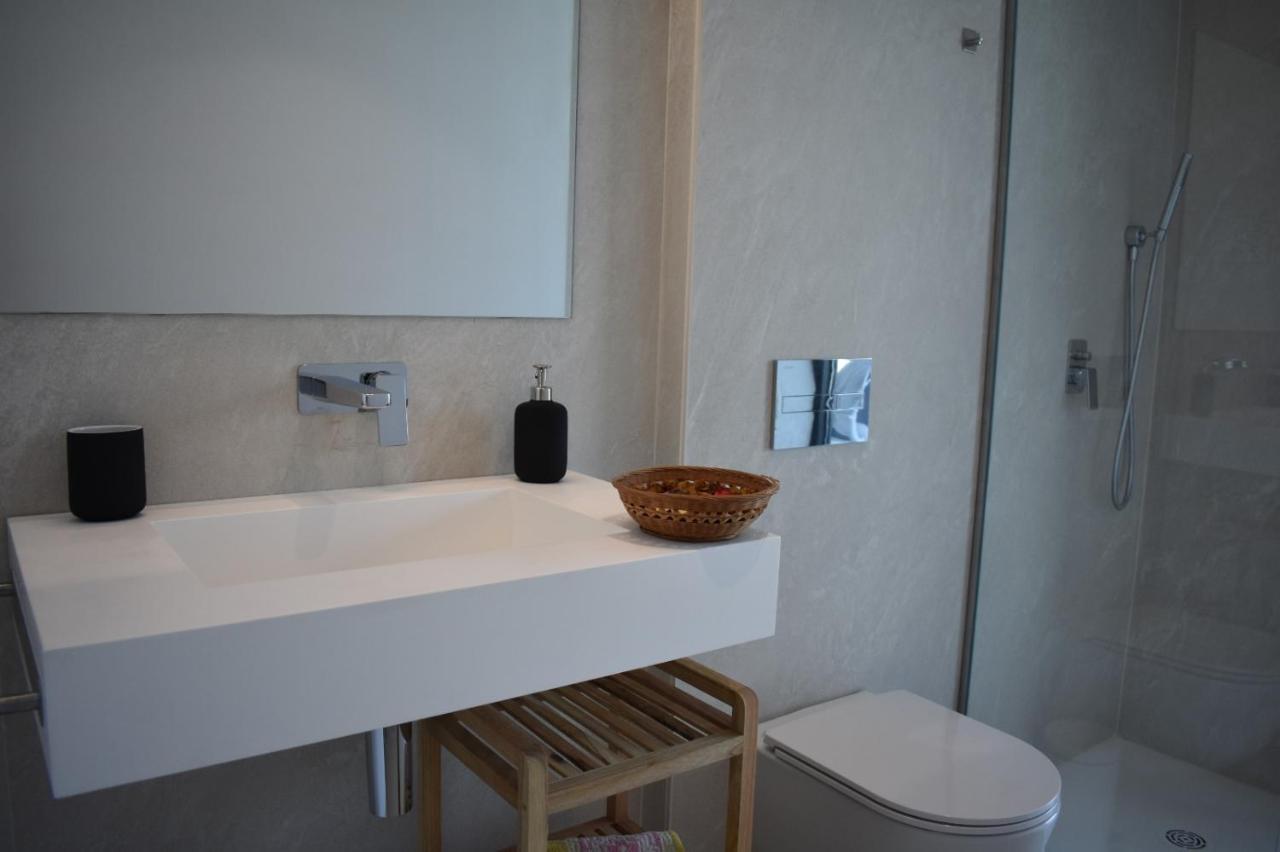 Luxury Complex Beachfront Apartment, Infinity Pool, Sauna, Gym And Large Terrace Torremolinos Ngoại thất bức ảnh