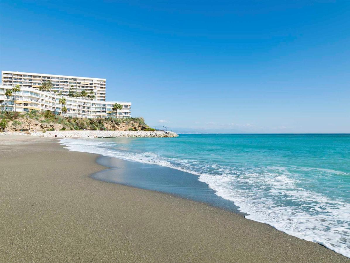 Luxury Complex Beachfront Apartment, Infinity Pool, Sauna, Gym And Large Terrace Torremolinos Ngoại thất bức ảnh